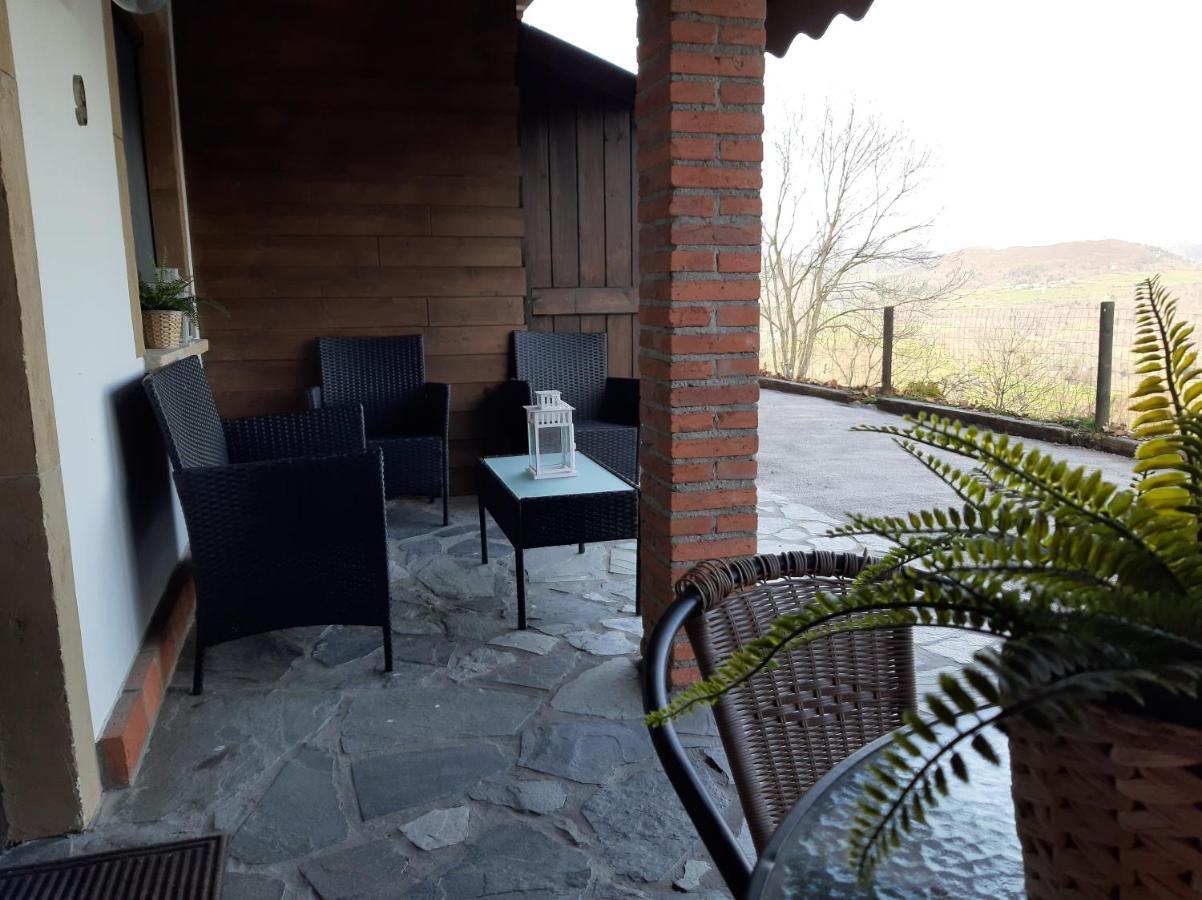 Apartamentos El Llanin Кангас-де-Оніс Екстер'єр фото